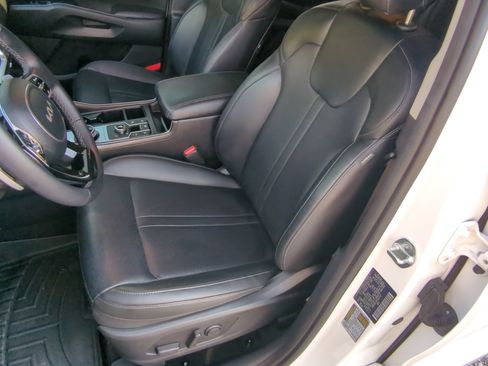 Used 2023 Kia Sorento EX AWD/4WD image 57