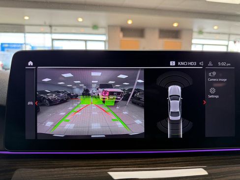 Used 2021 BMW 530i w/ Convenience Package image 16