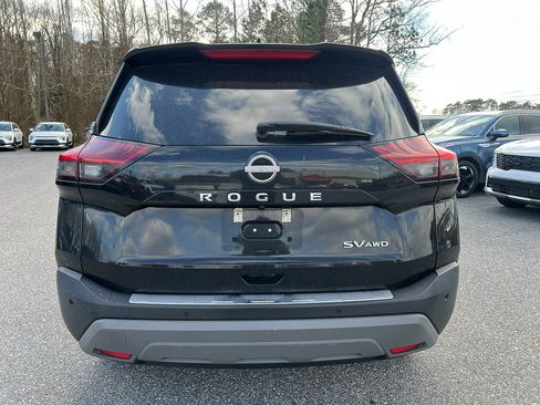 Used 2022 Nissan Rogue SV image 4