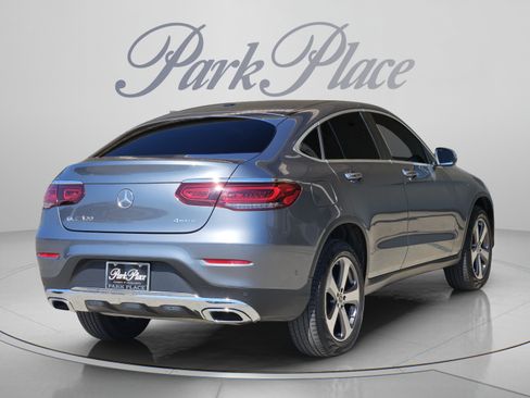 Used 2023 Mercedes-Benz GLC 300 4MATIC Coupe image 6