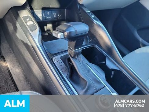 Used 2025 Kia Sorento S w/ Panoramic Sunroof Package FWD image 14