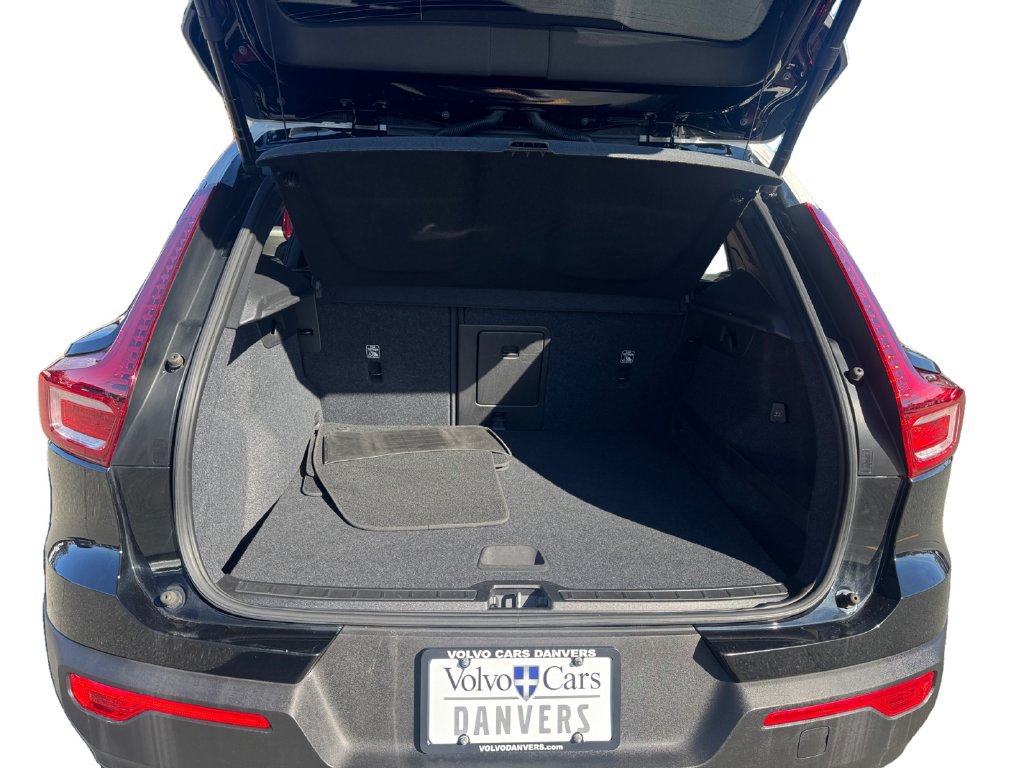 Used 2019 Volvo XC40 T5 Momentum AWD/4WD image 5