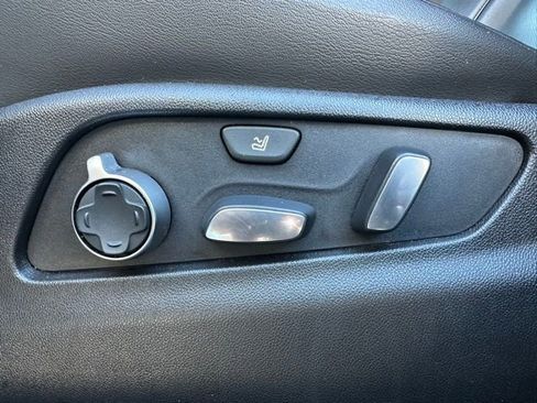 Used 2019 Cadillac XT4 Sport image 14