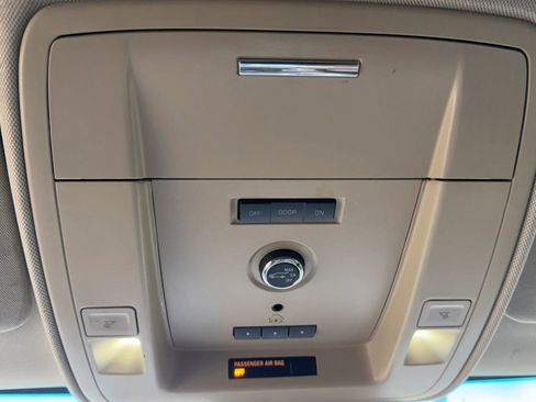 Used 2016 GMC Yukon XL SLT image 29