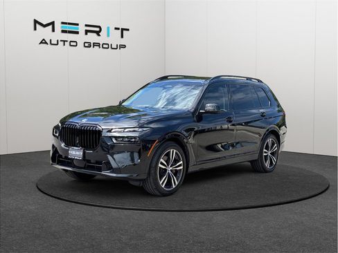Used 2023 BMW X7 xDrive40i AWD/4WD image 4