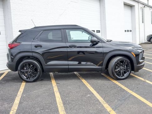Used 2026 Chevrolet TrailBlazer LT w/ Midnight Edition FWD image 5