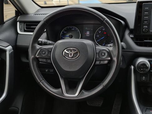 Used 2019 Toyota RAV4 XLE image 31