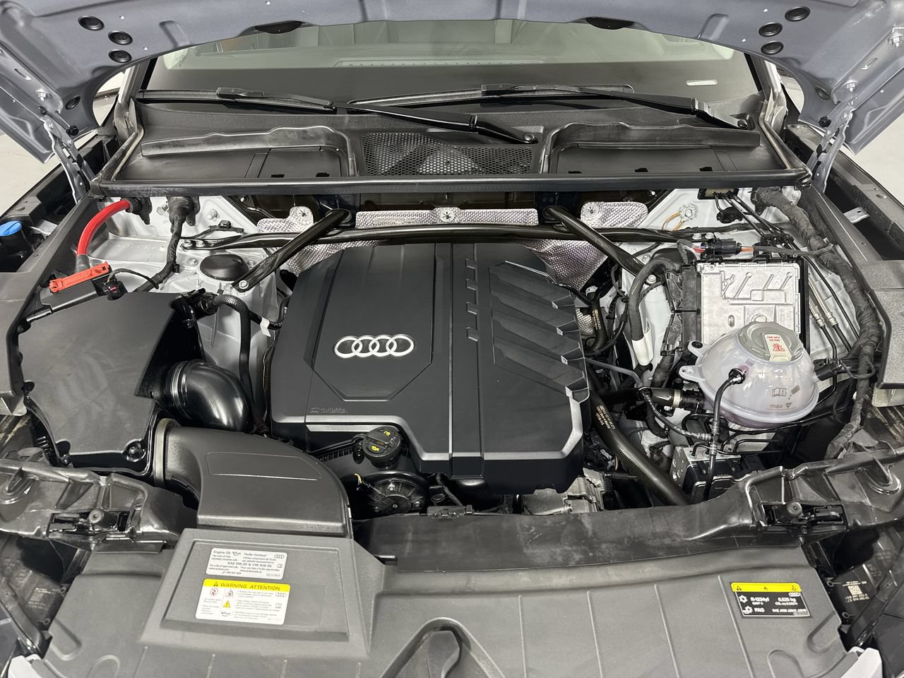Used 2023 Audi Q5 2.0T Premium w/ Convenience Package AWD/4WD image 29