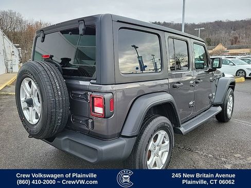 Used 2018 Jeep Wrangler Unlimited Sport S image 3