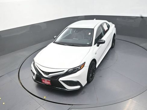 Used 2024 Toyota Camry SE FWD image 24