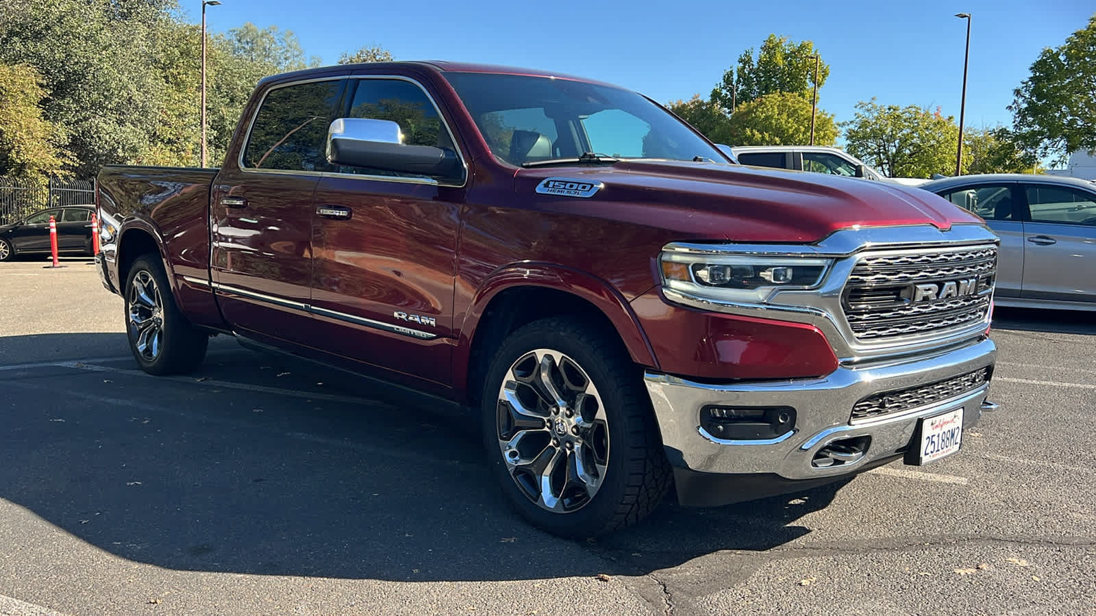 Used 2019 RAM 1500 Limited AWD/4WD image 3