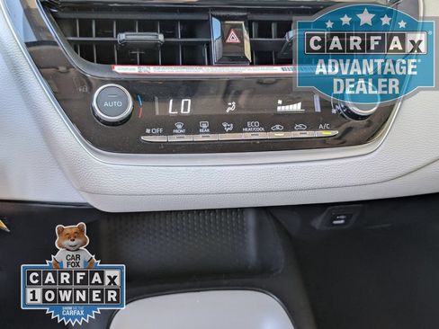 Used 2025 Toyota Corolla LE FWD image 8