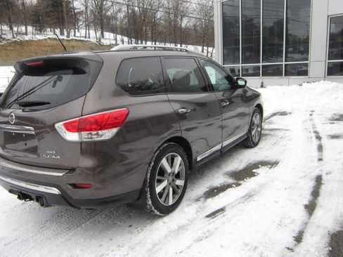 Used 2015 Nissan Pathfinder Platinum w/ Cargo Package image 30