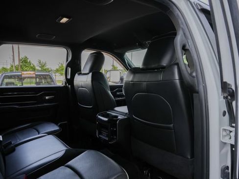 Used 2020 RAM 3500 Laramie AWD/4WD image 41