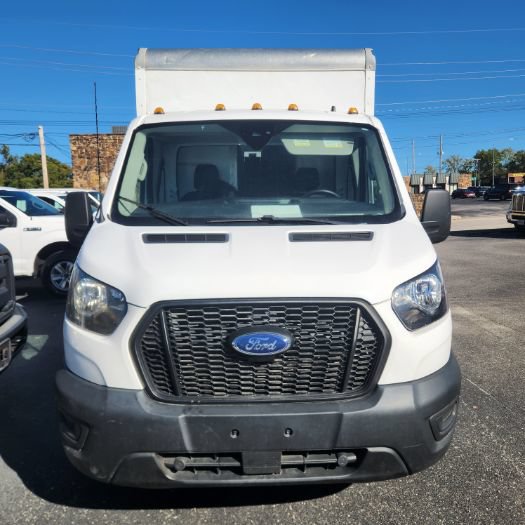 Used 2022 Ford Transit 350 DRW RWD image 4
