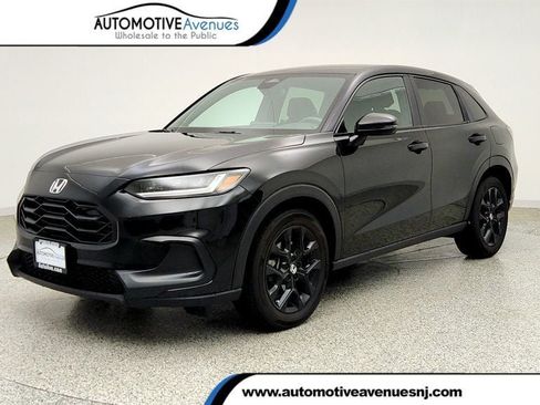 Used 2024 Honda HR-V Sport image 1