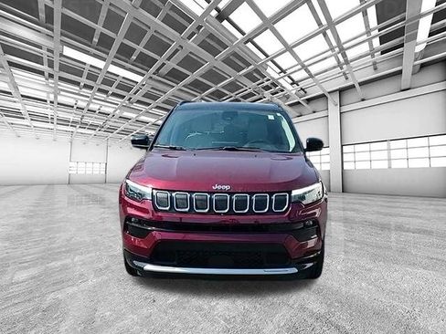 Used 2022 Jeep Compass Limited w/ Elite Group image 9