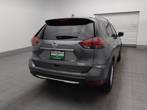 Used 2019 Nissan Rogue S w/ Special Edition Package FWD image 7