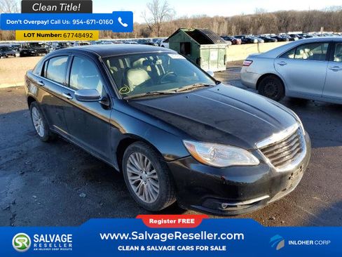 Used 2011 Chrysler 200 Limited FWD image 5