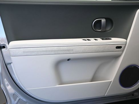 New 2026 Hyundai Ioniq 5 Limited image 26