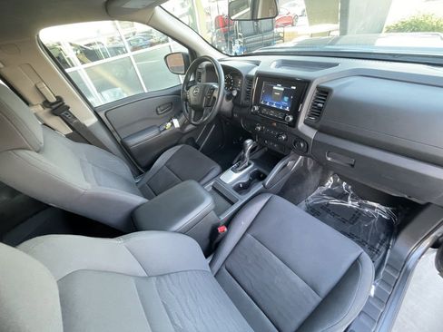 Used 2022 Nissan Frontier S w/ Technology Package image 18