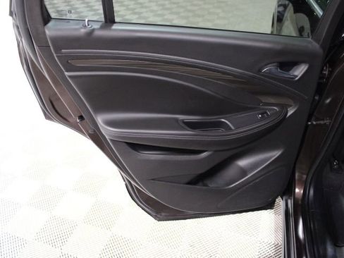 Used 2020 Buick Envision Essence image 21