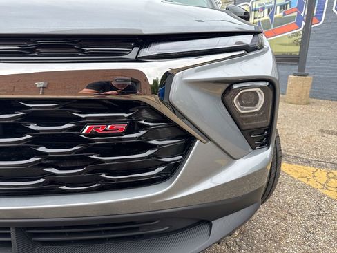 New 2026 Chevrolet TrailBlazer RS w/ Convenience Package AWD/4WD image 3
