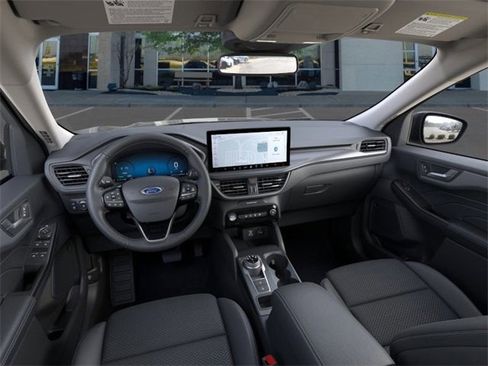 New 2025 Ford Escape SE image 9