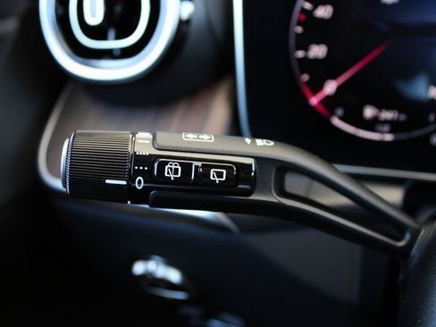 New 2025 Mercedes-Benz GLC 350e 4MATIC image 18