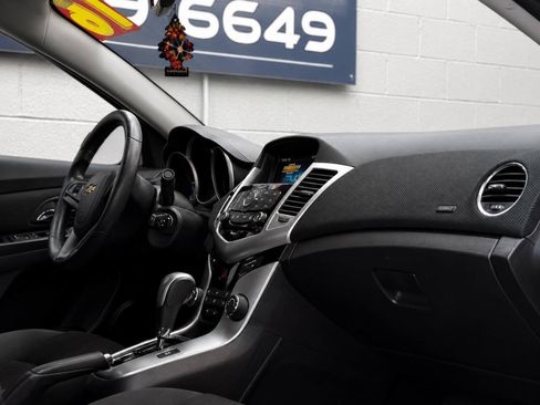 Used 2016 Chevrolet Cruze Eco FWD image 7