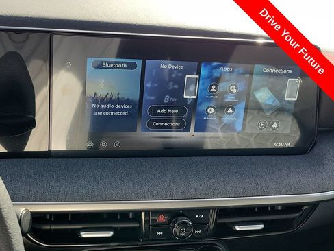 Used 2026 Nissan Kicks SV w/ SV Premium Package FWD image 11