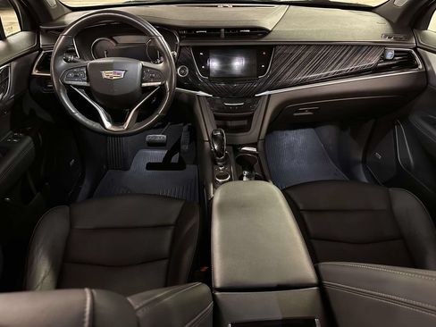 Used 2024 Cadillac XT6 Premium Luxury AWD/4WD image 20