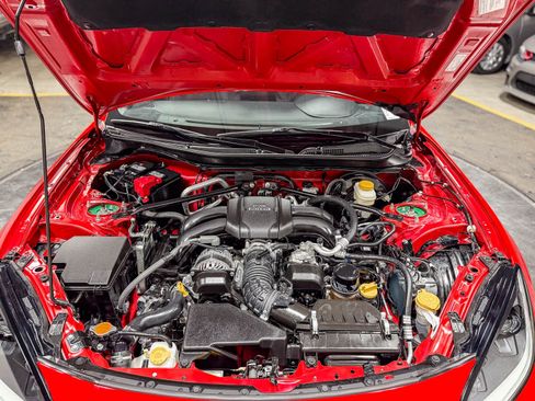 Used 2022 Toyota GR86 w/ ALL Weather Mat Package (TMS) RWD image 26