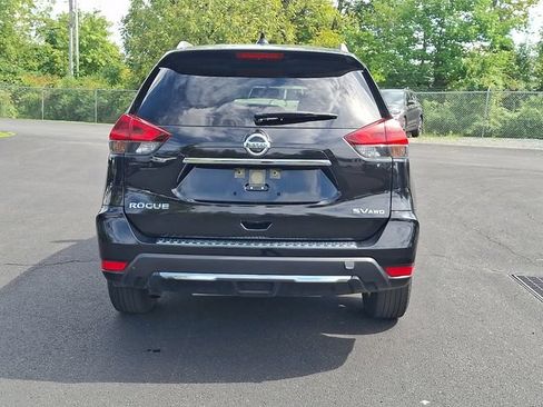 Used 2018 Nissan Rogue SV AWD/4WD image 11
