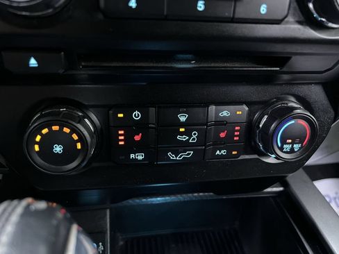Used 2018 Ford F150 XLT w/ Equipment Group 302A Luxury AWD/4WD image 23