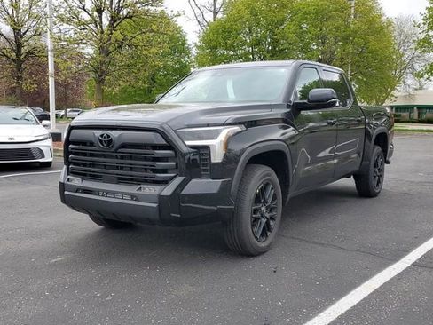New 2026 Toyota Tundra SR5 AWD/4WD image 2