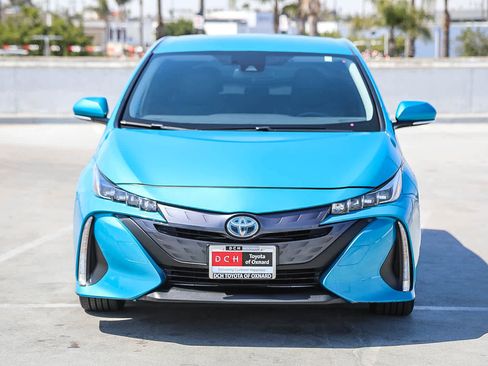 Used 2020 Toyota Prius Prime XLE w/ Carpet Mat Package FWD image 3