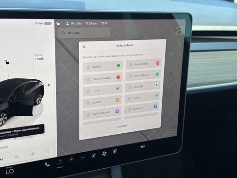 Used 2022 Tesla Model Y Long Range image 13