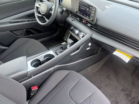 New 2026 Hyundai Elantra SEL Sport Premium FWD image 16
