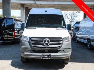 Used 2024 Mercedes-Benz Sprinter 2500 video 2