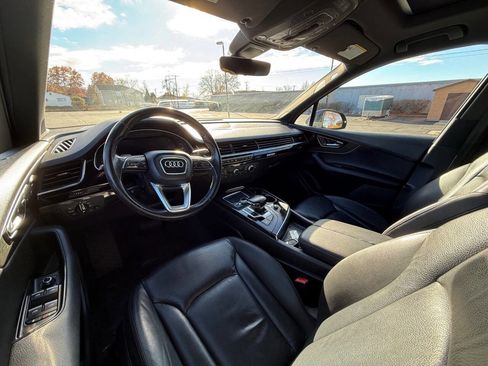 Used 2017 Audi Q7 3.0T Premium Plus image 9