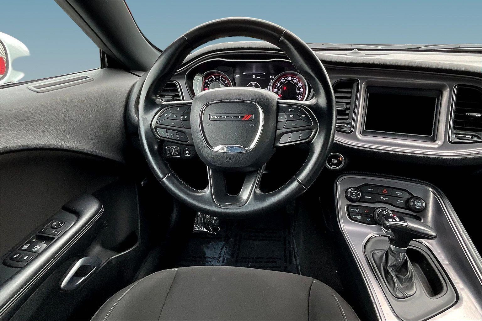 Used 2023 Dodge Challenger GT AWD/4WD image 8
