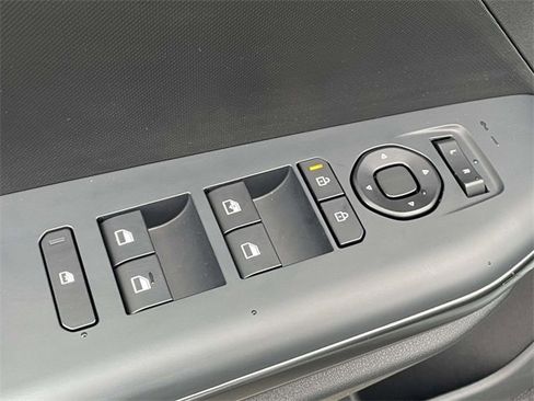 New 2026 Kia K4 LXS image 26