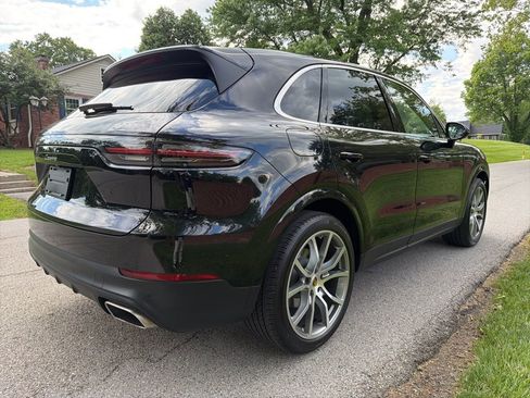 Used 2020 Porsche Cayenne AWD/4WD image 7