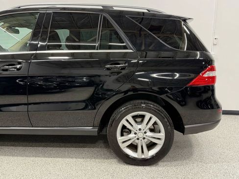 Used 2014 Mercedes-Benz ML 350 4MATIC w/ Premium 1 Package image 5