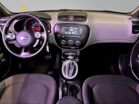 Used 2017 Kia Soul FWD image 7