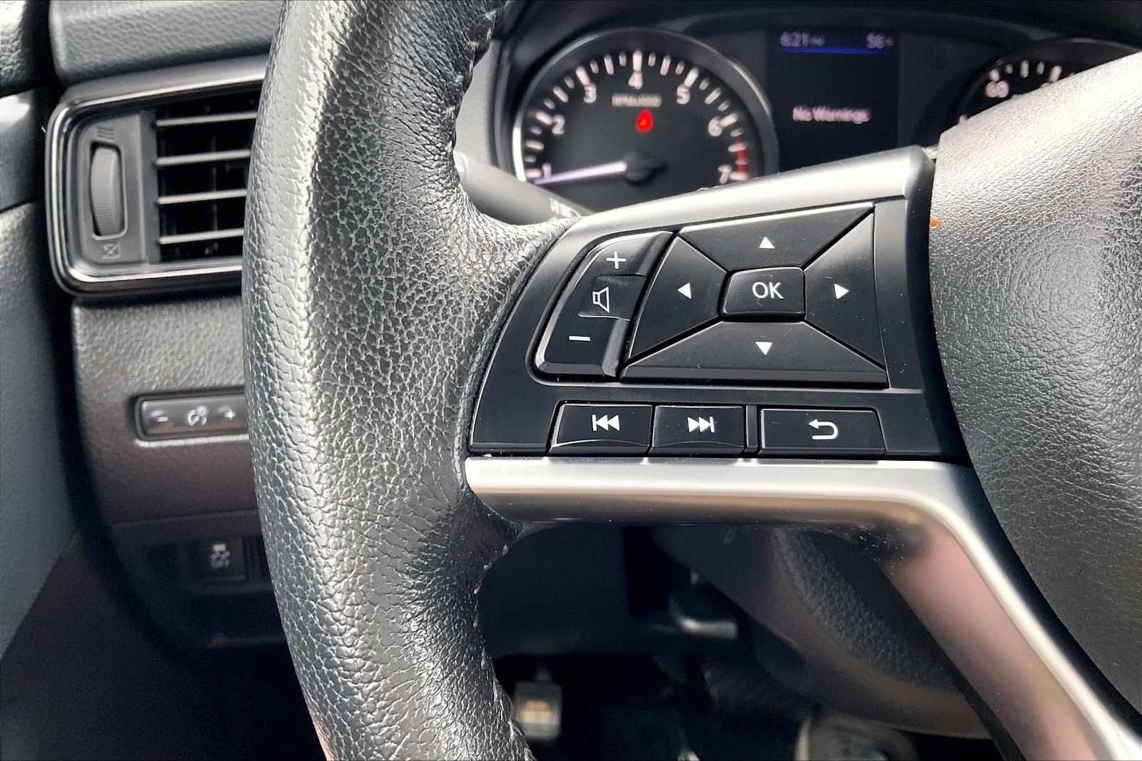Used 2020 Nissan Rogue S w/ Special Edition Package AWD/4WD image 22