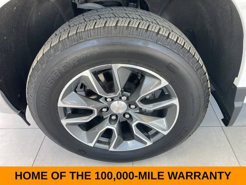 Used 2024 Chevrolet Silverado 1500 LT AWD/4WD image 24