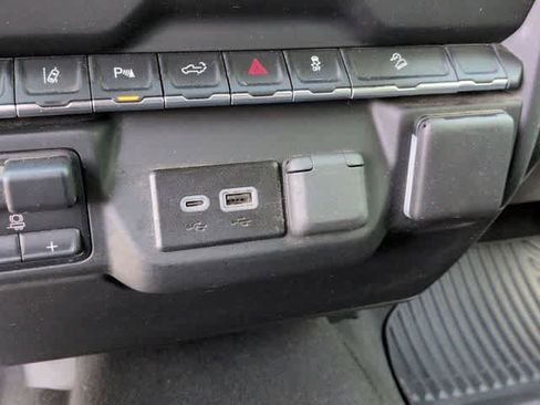 Used 2024 Chevrolet Silverado 2500 Custom w/ Custom Value Package AWD/4WD image 29