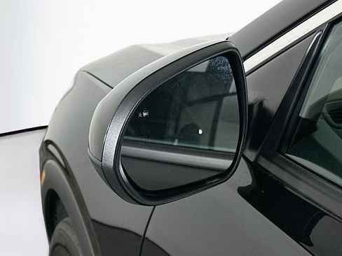 Used 2025 Buick Encore GX Preferred FWD image 16